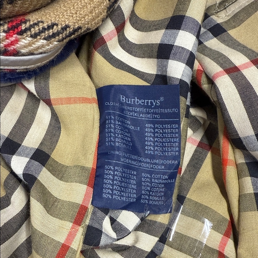 VINTAGE Burberry Beige Trench Coat for Women 10 Long - Picture 14 of 16